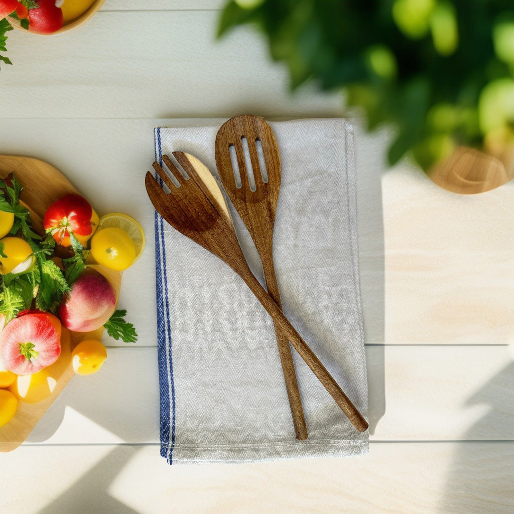 Personalized Acacia Cutting Board w/ Handle